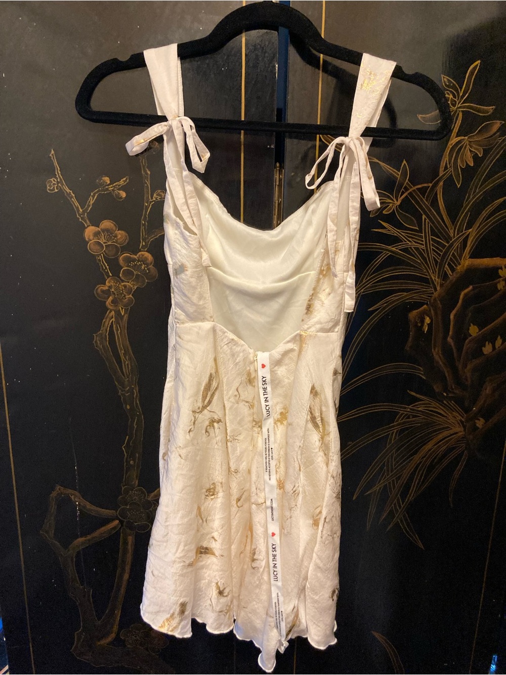 LUCY IN THE SKY Gold Foil Open Back Mini Dress - Size Extra Small - Picture 6 of 14